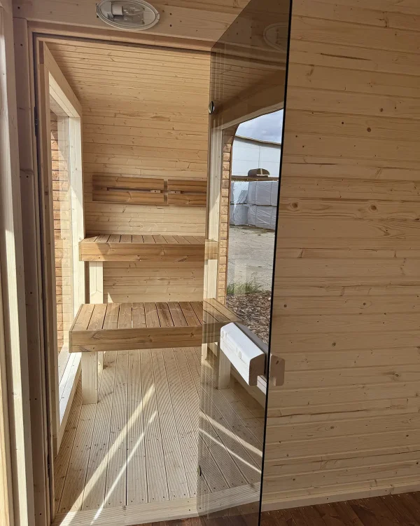4M Cube Wide lauko pirtis viduje