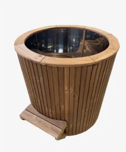 Šalto vandens kubilas iš termo medienos